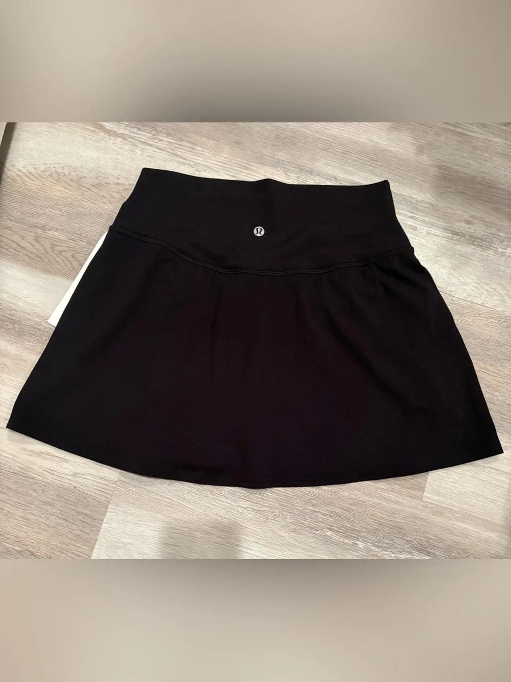 NWT LULULEMON ALIGN SKORT - Picture 2 of 3